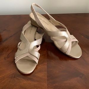 Ellen Tracy Gold sandals- New
